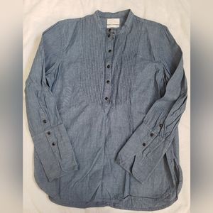 CLASSIC-FIT CHAMBRAY TUXEDO POPOVER SHIRT